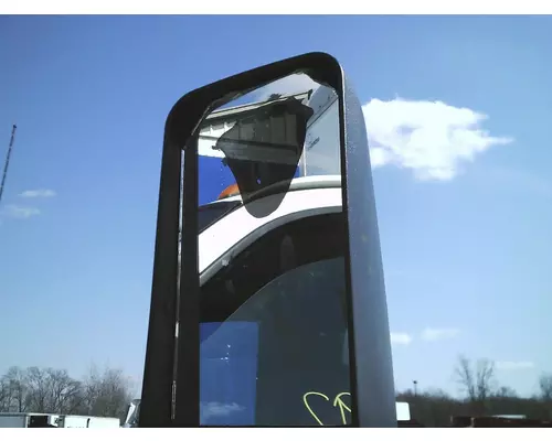 GMC - MEDIUM C6500 Mirror (Side View)