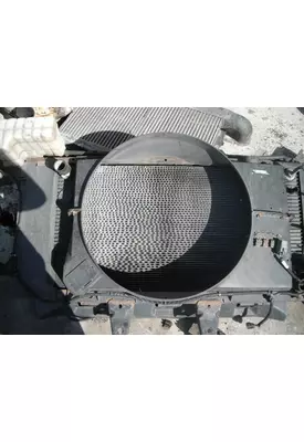 GMC - MEDIUM C6500 Radiator