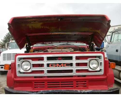 GMC - MEDIUM C7000 Front End Assembly