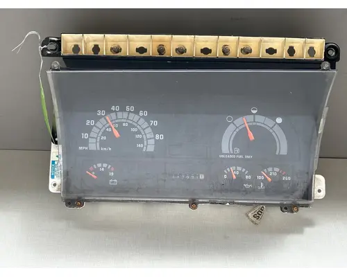 GMC - MEDIUM C7000 Instrument Cluster