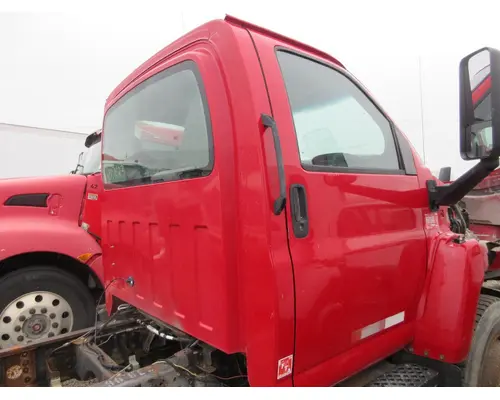 GMC - MEDIUM C7500 Cab