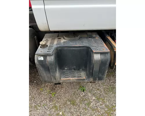 GMC - MEDIUM C7500 Fuel Tank