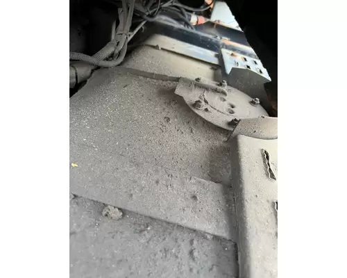 GMC - MEDIUM C7500 Fuel Tank