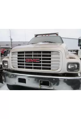 GMC - MEDIUM C7500 Hood