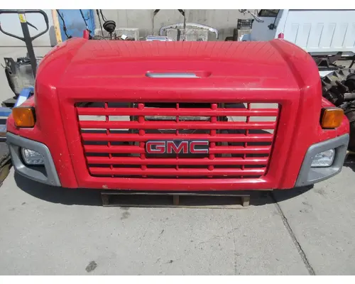GMC - MEDIUM C7500 Hood