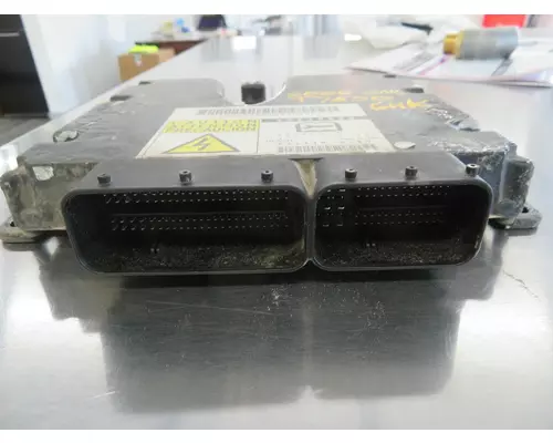 GMC - MEDIUM T7500 Electronic Engine Control Module