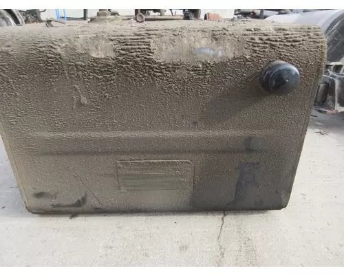 GMC - MEDIUM W4500 Fuel Tank