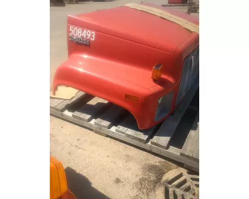 GMC/VOLVO/WHITE C7000 Hood