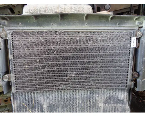 GMC/VOLVO/WHITE VNL_41615 AC Condenser