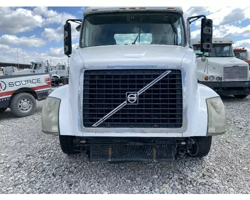 GMC/VOLVO/WHITE VNL300 Hood