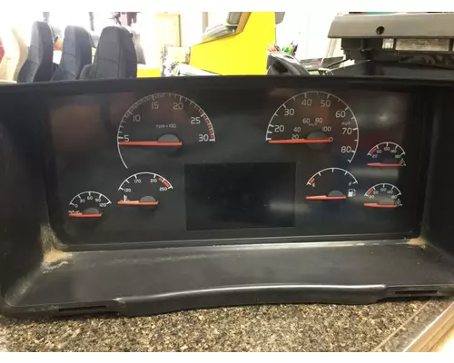 GMC/VOLVO/WHITE VNL670 Instrument Cluster