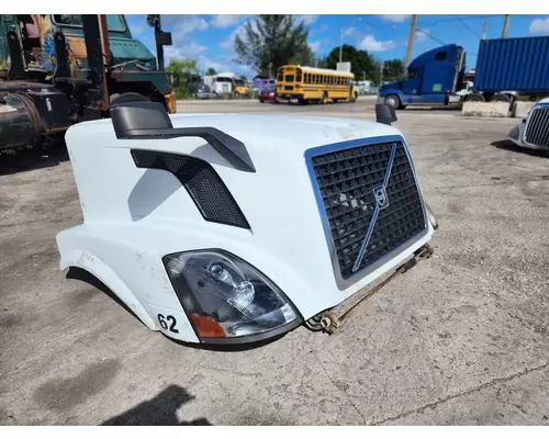 GMC/VOLVO/WHITE VNL Hood