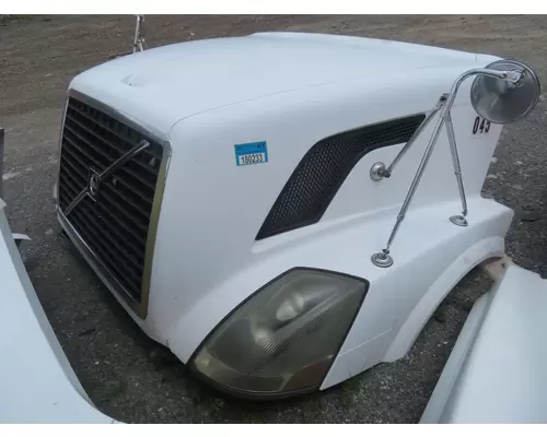 GMC/VOLVO/WHITE VNL Hood