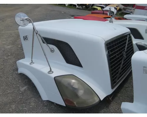 GMC/VOLVO/WHITE VNL Hood