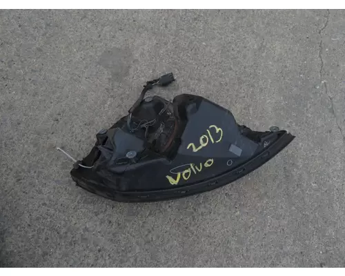 GMC/VOLVO/WHITE VNM Headlamp Assembly