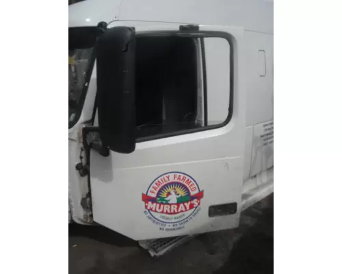 GMC/VOLVO/WHITE  Door Assembly, Front