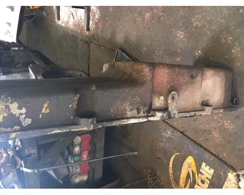 GMC/VOLVO/WHITE  Oil Pan