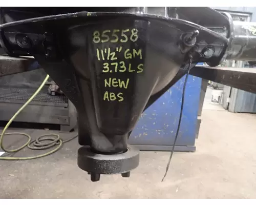 GMC 11.5 Axle Assembly, Rear