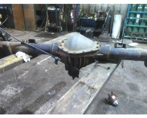 GMC 14 BOLT AXLE ASSEMBLY, REAR (REAR)