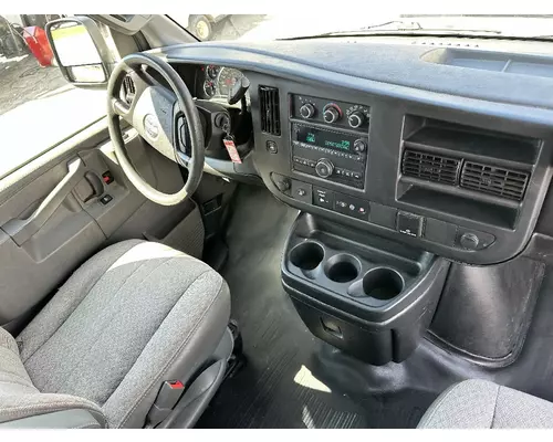 GMC 2500 SAVANA Complete Vehicle