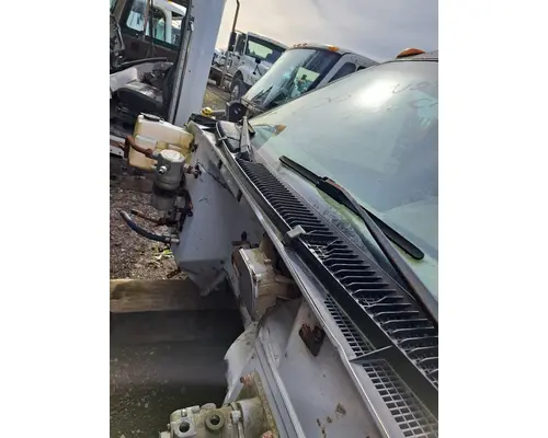 GMC 3500 Cab Mount