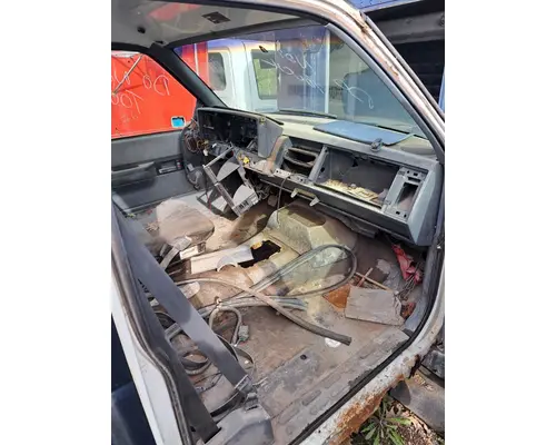 GMC 3500 Cab Mount