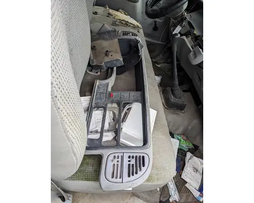 GMC 3500 Cab Mount