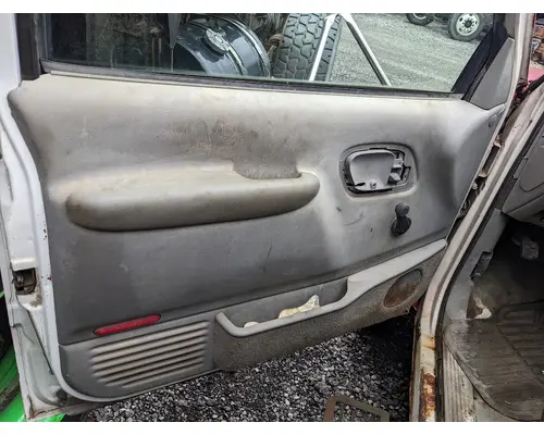 GMC 3500 Cab Mount