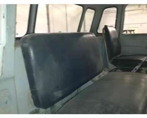GMC 4000 COE Seat (non-Suspension)