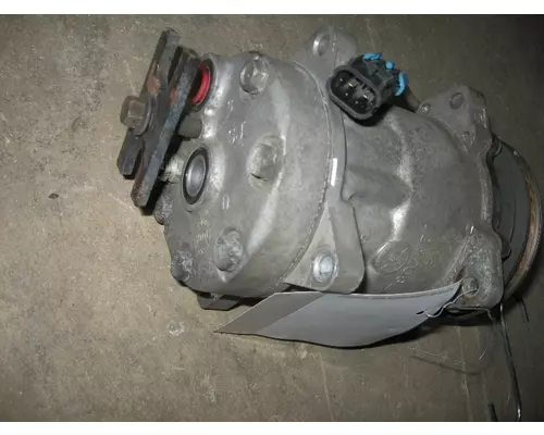 GMC 454 Air Conditioner Compressor