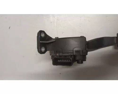 GMC 6.6D Accelerator Parts