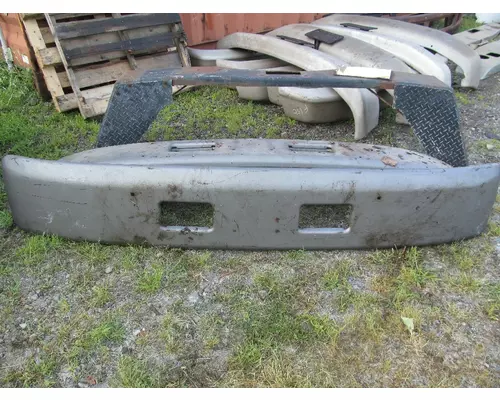GMC 6500 Bumper Assembly, Front
