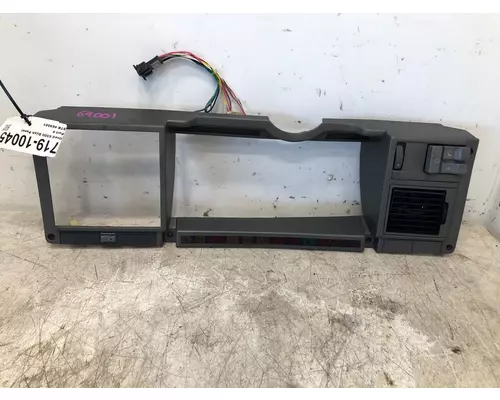 GMC 6500 Dash & Parts