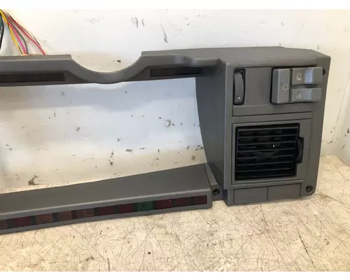 GMC 6500 Dash & Parts