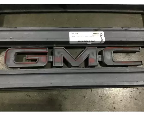 GMC 7000 Grille