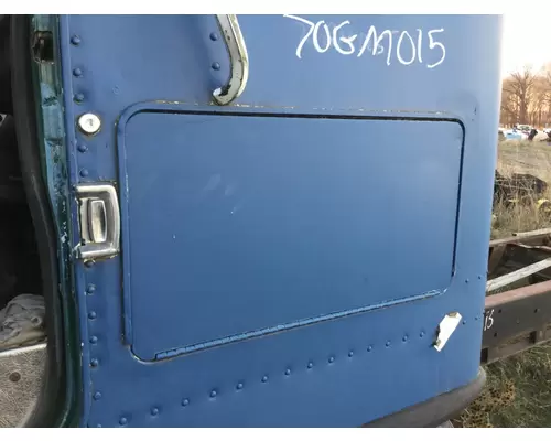 GMC ASTRO Sleeper Door