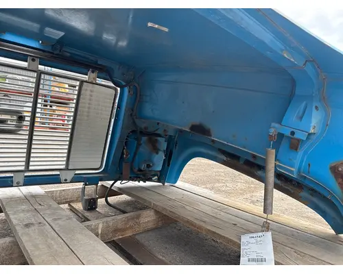 GMC B7000 Hood