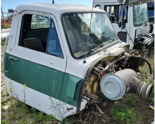 GMC BRIGADIER CAB