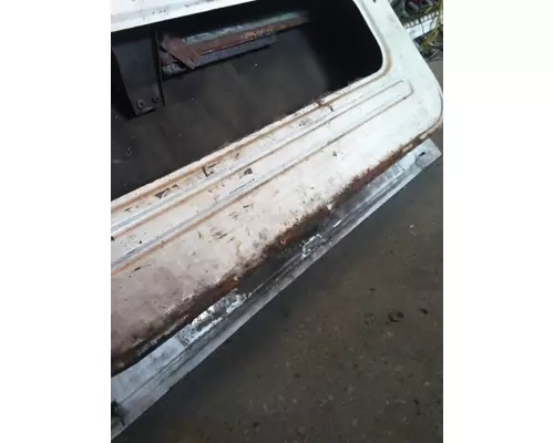 GMC BRIGADIER DOOR ASSEMBLY, FRONT