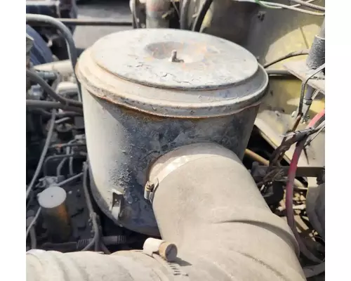 GMC Brigadier Air Cleaner