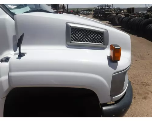 GMC C4500 / C5500 Hood