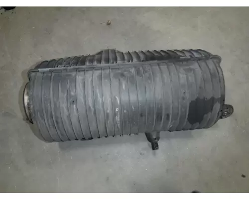 GMC C4500-C8500 Air Cleaner