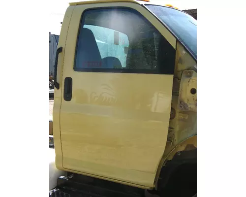 GMC C4500-C8500 Cab Clip