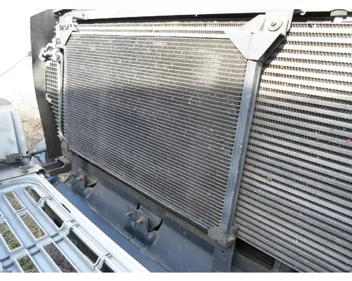 GMC C4500-C8500 Radiator