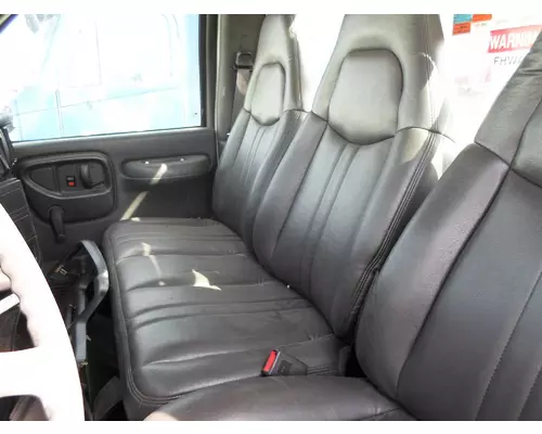 GMC C4500-C8500 Seat, Front