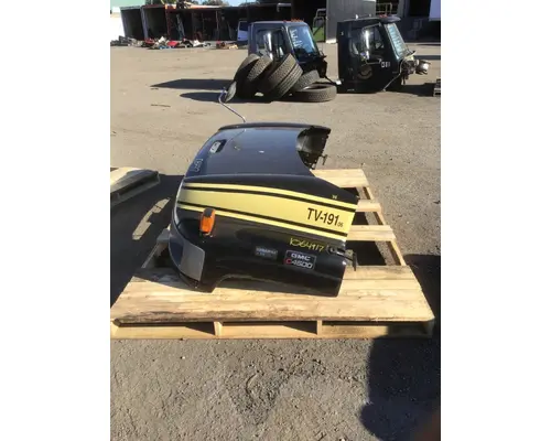 GMC C4500 Hood