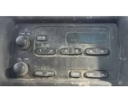 GMC C4500 Radio