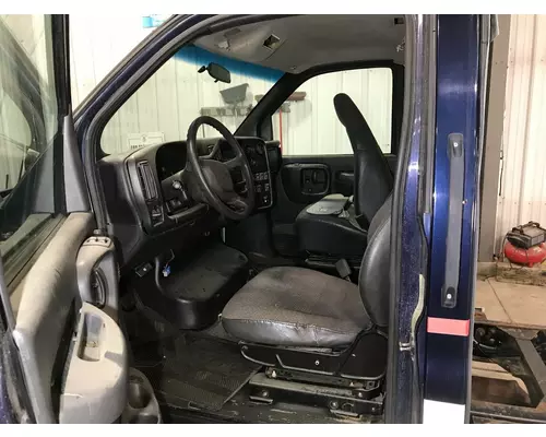 GMC C4C042 Cab Assembly