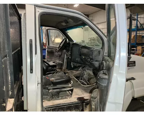 GMC C4C042 Cab Assembly