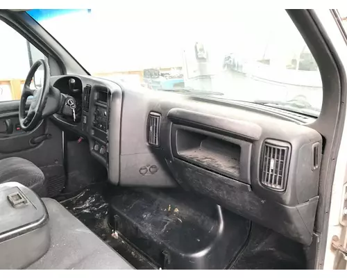 GMC C4C042 Dash Assembly